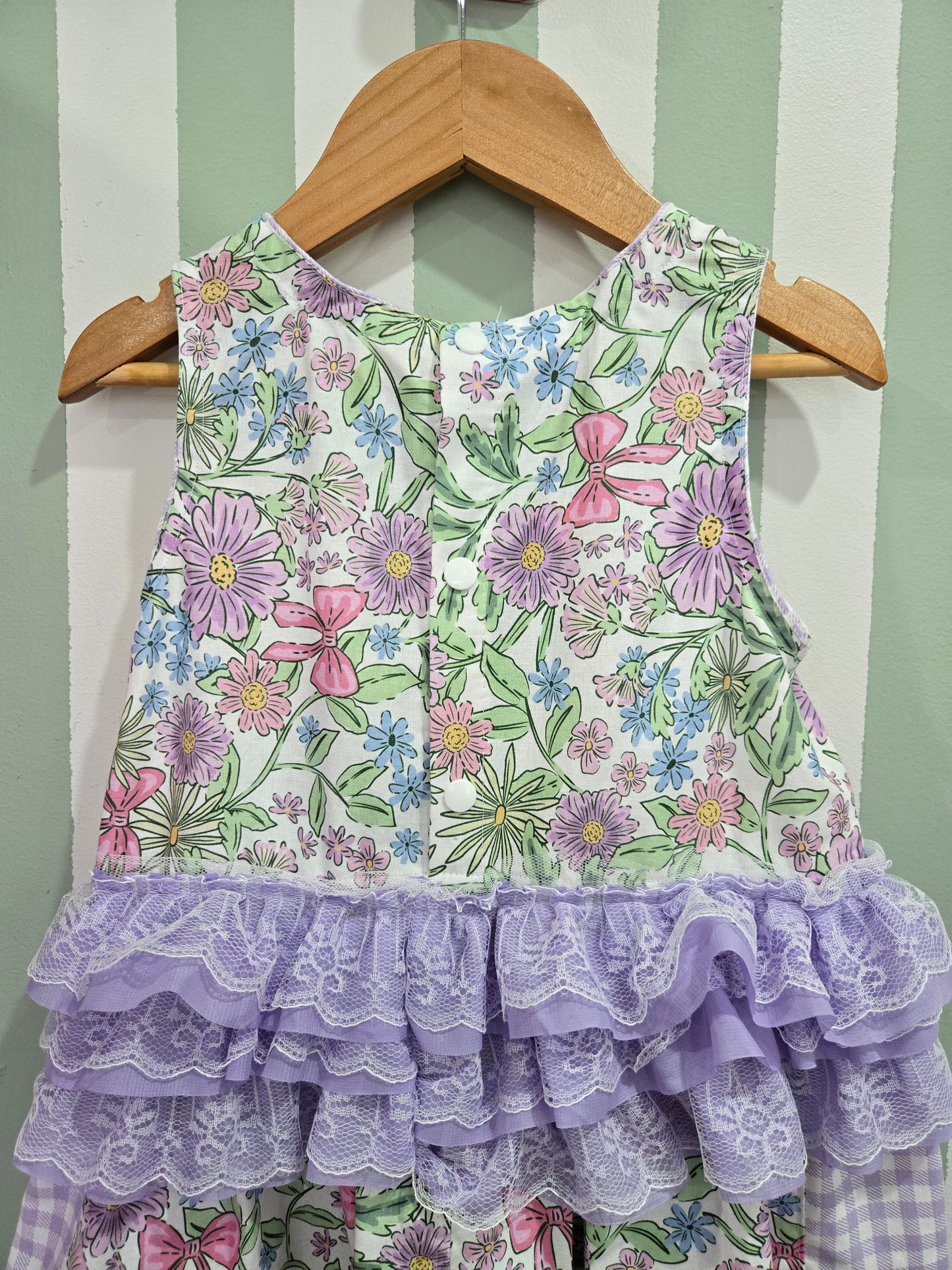 Dress with Ruffles 💜