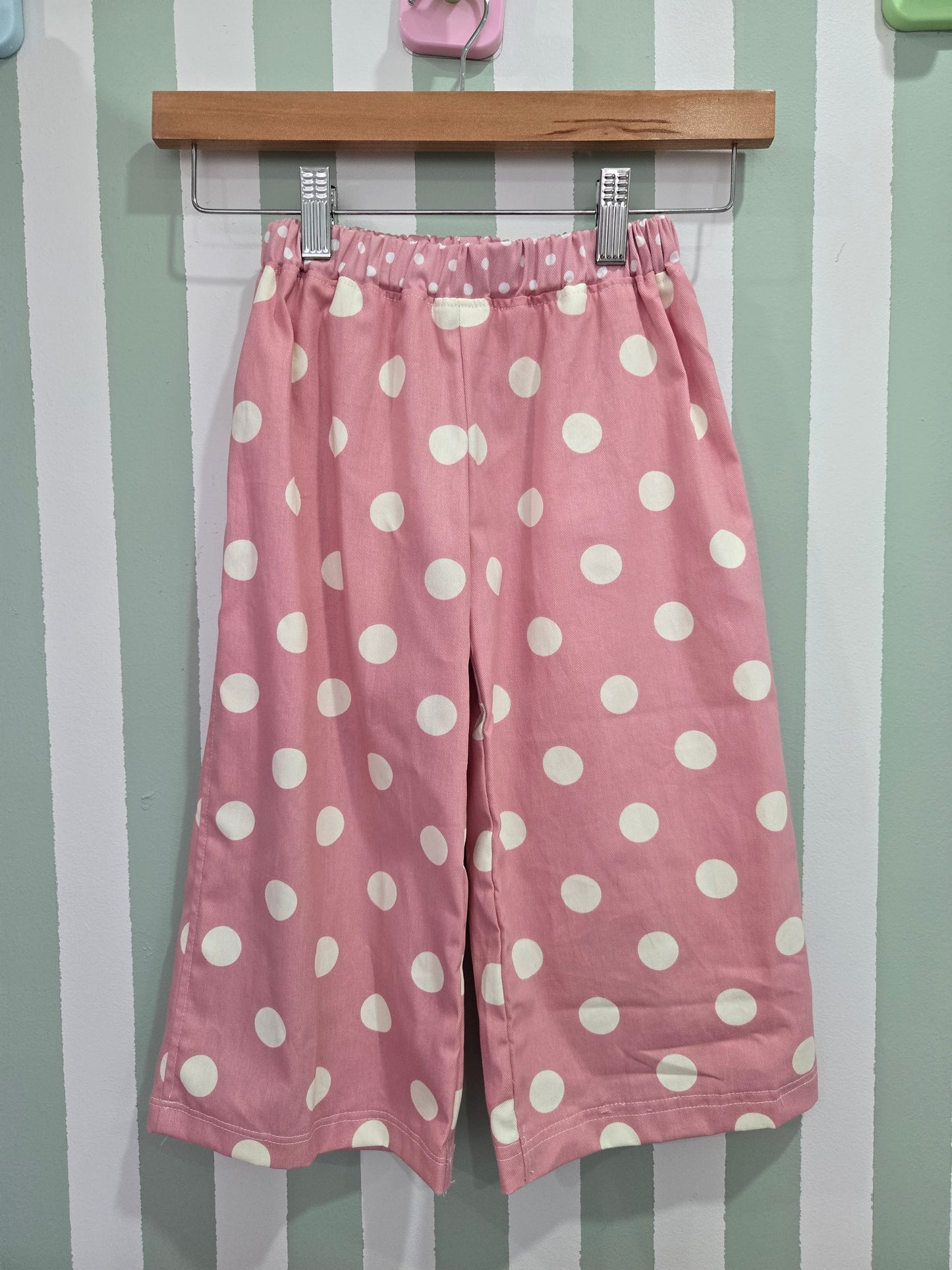 KIDS PANTS (Size 4)