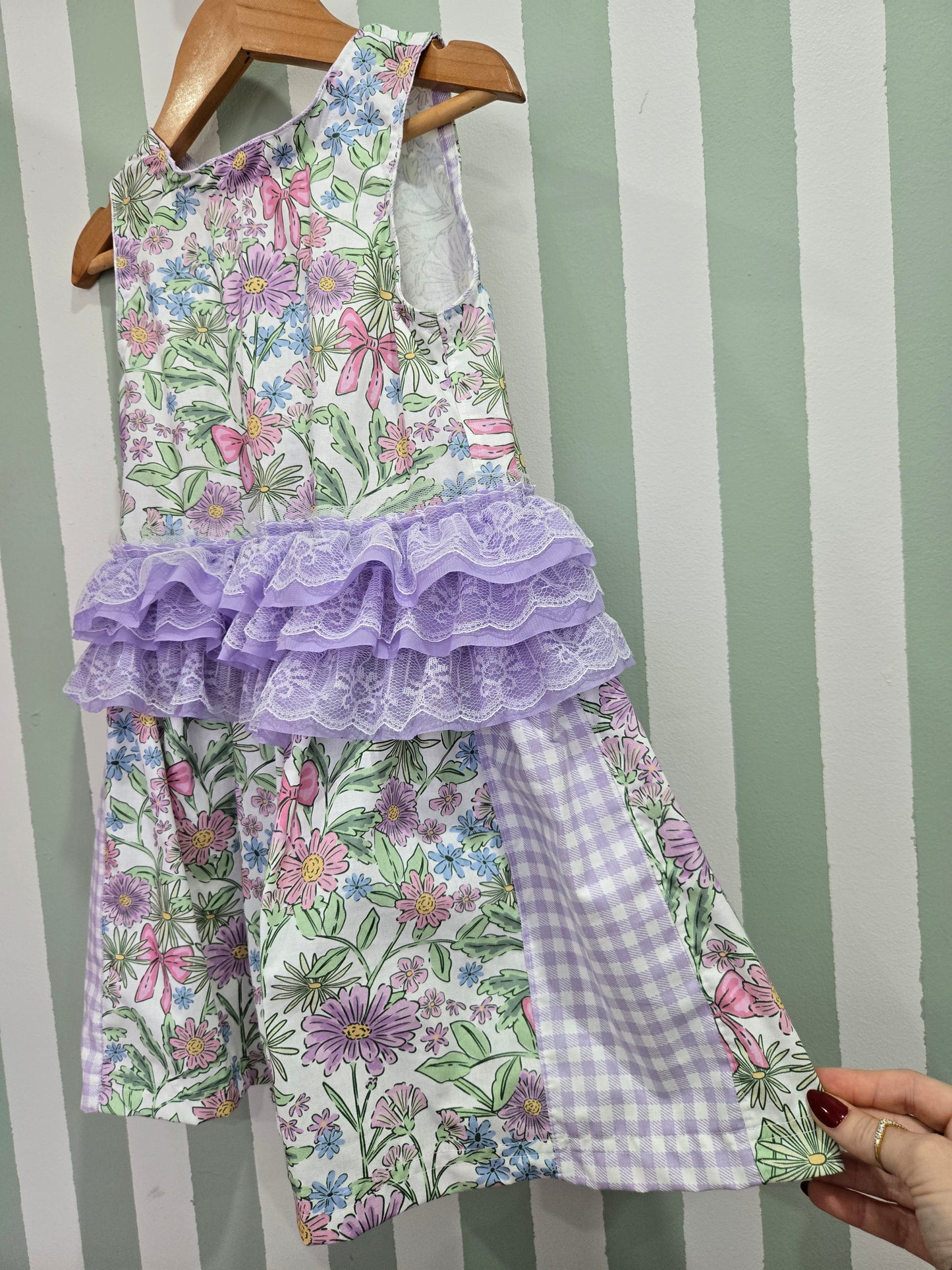 Dress with Ruffles 💜