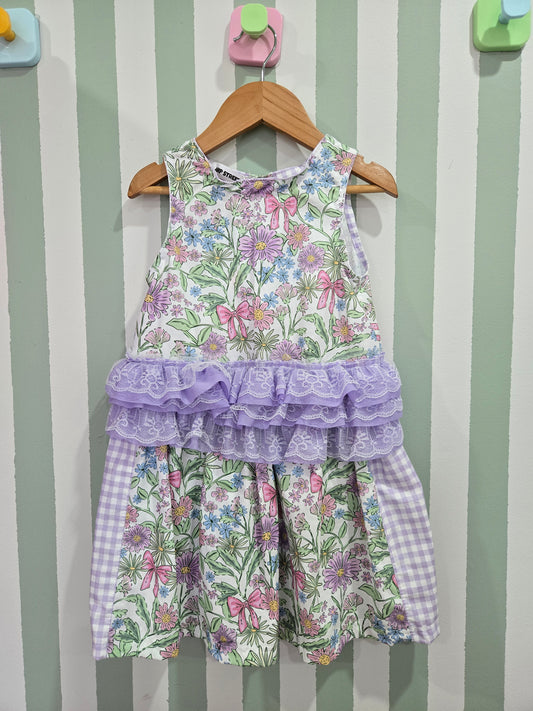 Dress with Ruffles 💜