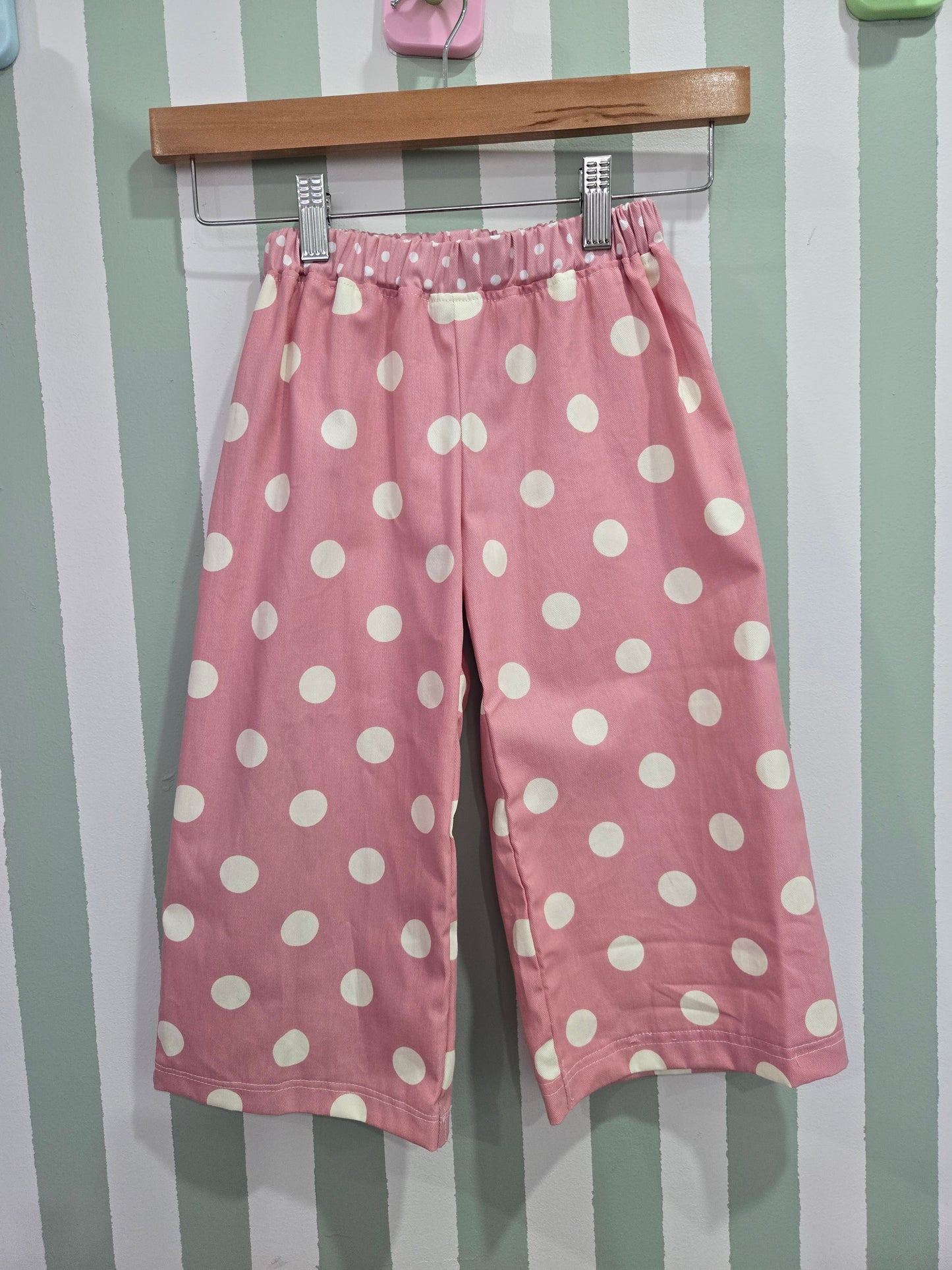 KIDS PANTS (Size 4)